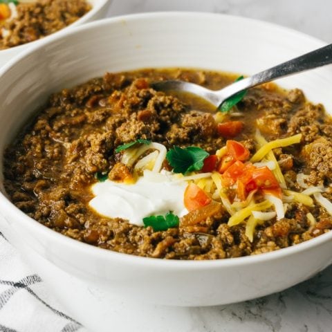 bowl of low carb chili with ground beef