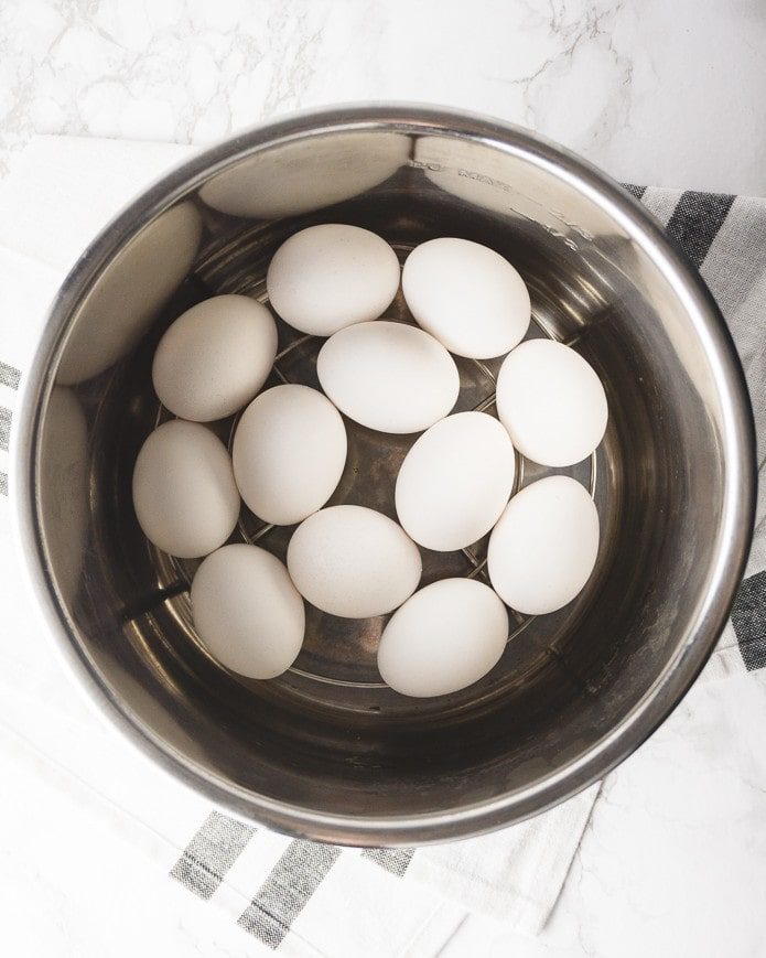 hard boiled eggs in the instant pot