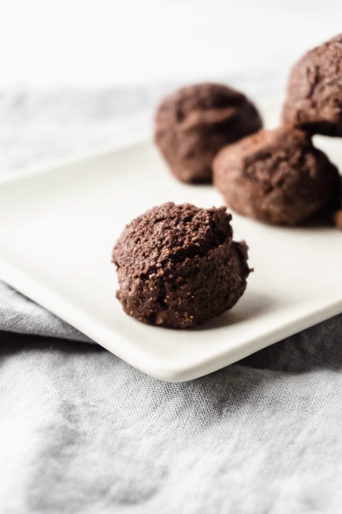 sugar-free low-carb chocolate fat bombs