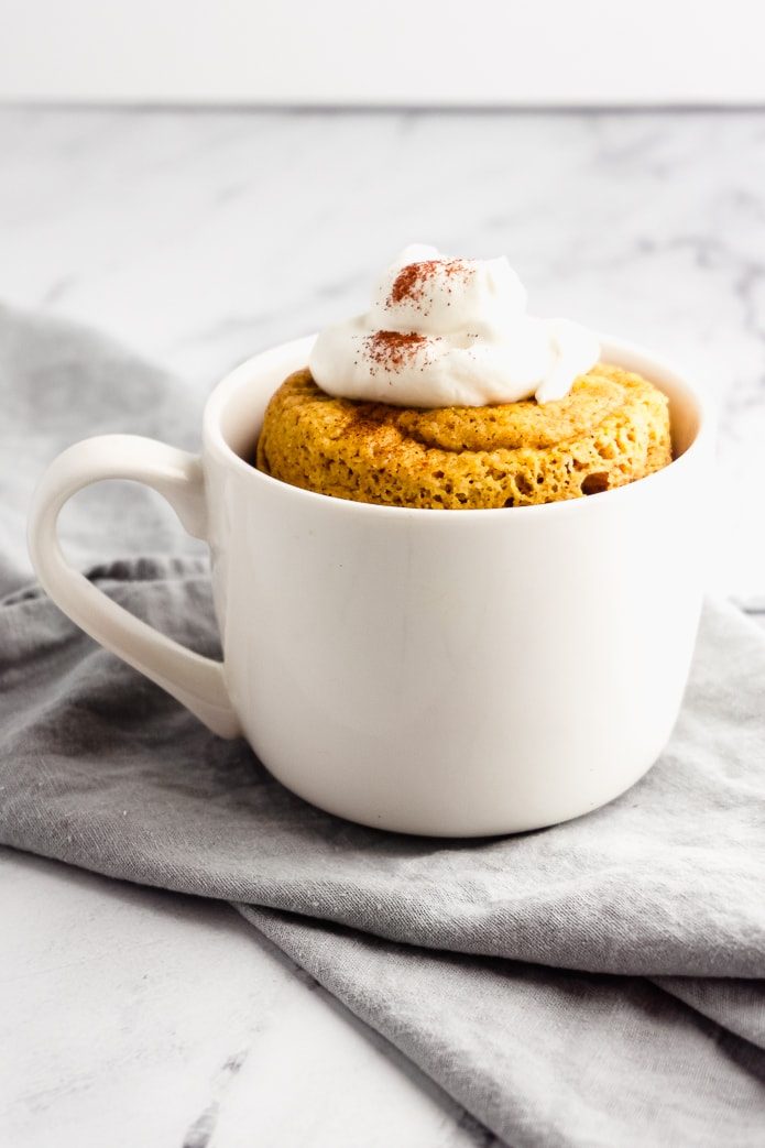 single serving keto pumpkin spice mug cake