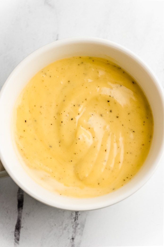 creamy keto cheese sauce in a bowl