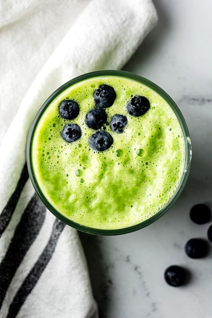 ketogenic green smoothie for breakfast or snack