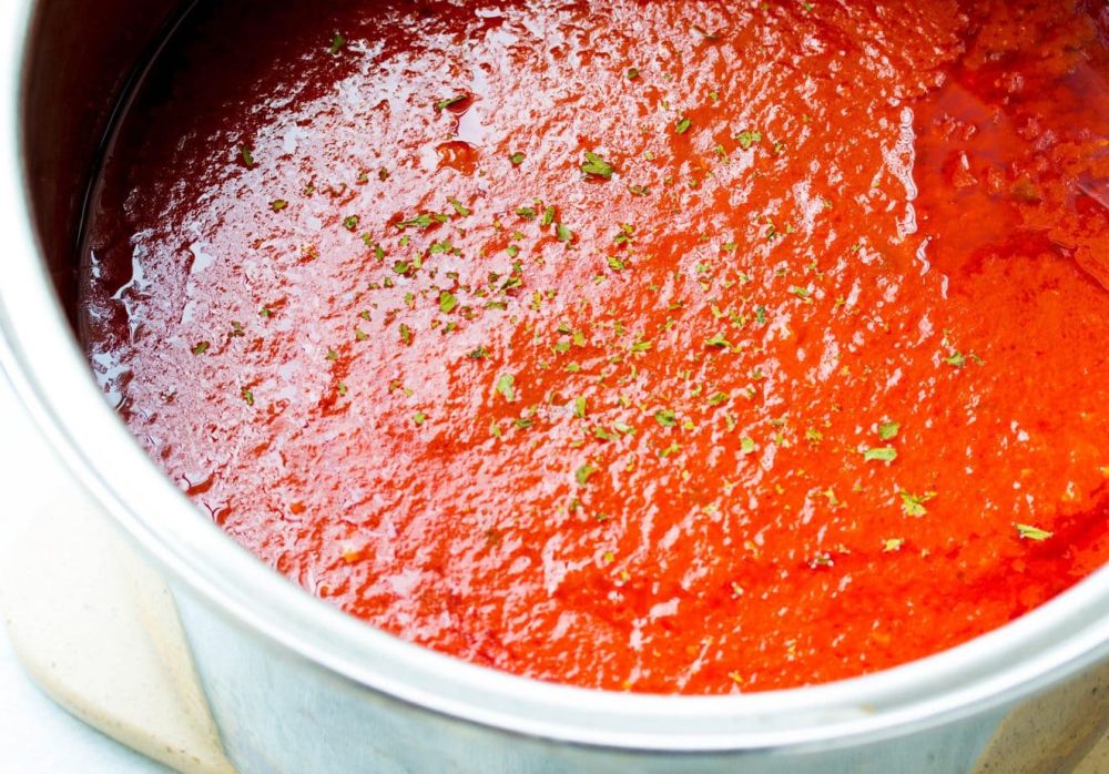 Authentic Homemade Italian Tomato Sauce Recipe