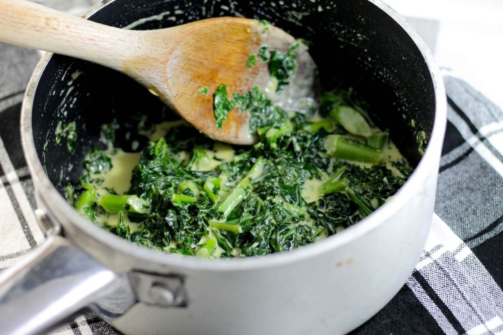 Recipe for Simple Cheesy Keto Creamed Kale